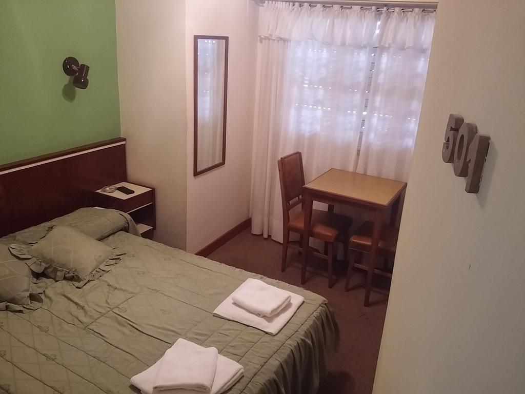 Hotel Compostela Мар-дель-Плата Экстерьер фото